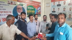 রবিরবাজারে নির্মাণ শ্রমিকদের মাঝে ‘এমপি’ শওকতুল ইসলাম বরাদ্ধের চাল বিতরণ অনুষ্ঠিত